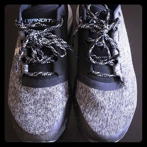 Under Armour Bandit 2, Black/white, Size 7.5